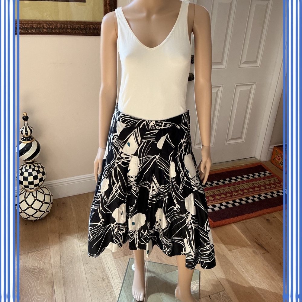 🎉HOST PICK🎉 Marc Jacobs skirt